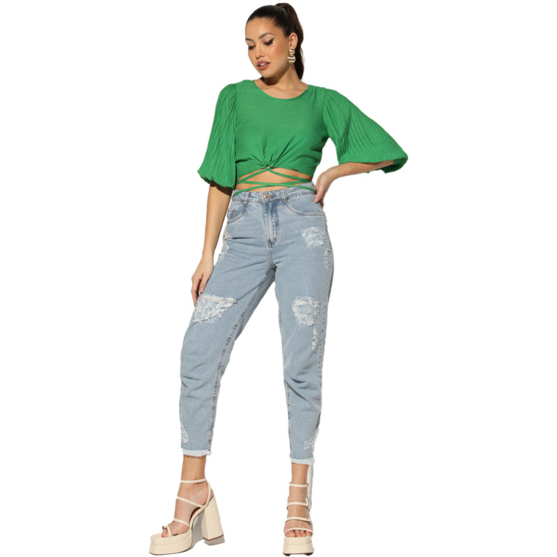 Calça rasgada na store frente